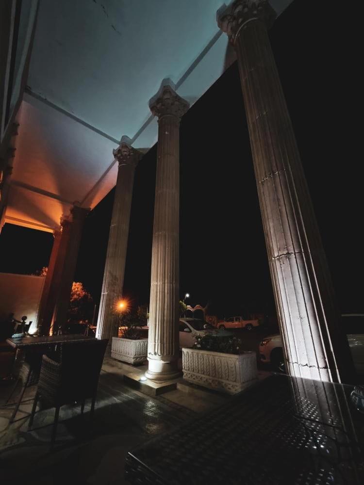 Trajan Hotel Timgad Exteriér fotografie